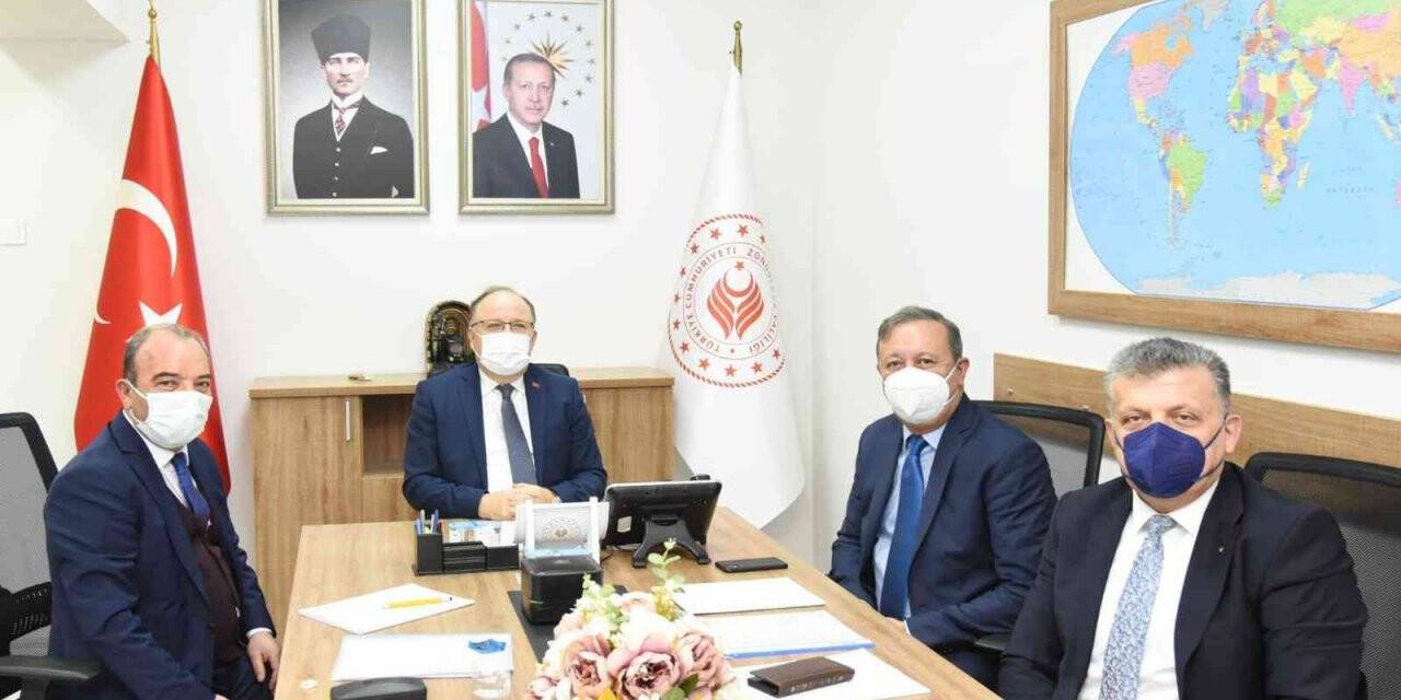 Zonguldak Havalimanı’nın faaliyetleri konuşuldu