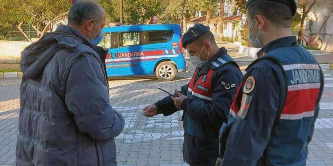 Jandarma’nın ‘Huzur ve Güven’ uygulamasında 20 şahıs yakalandı