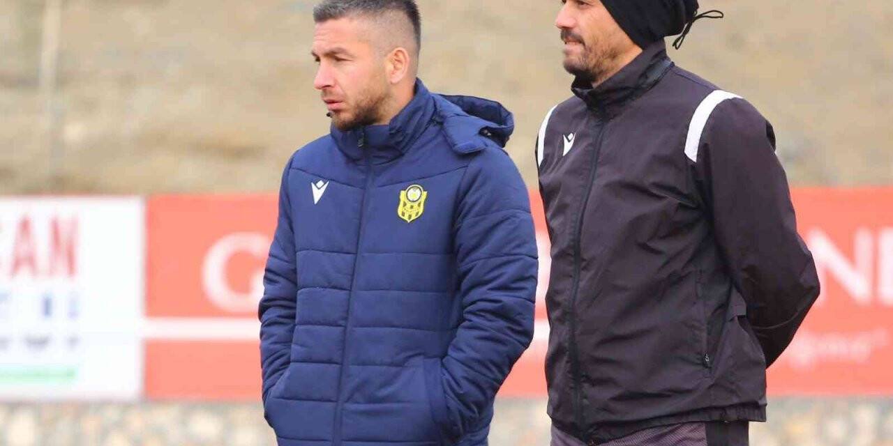 Yeni Malatyaspor’da Adem Büyük yönetiminde ilk idman gerçekleşti