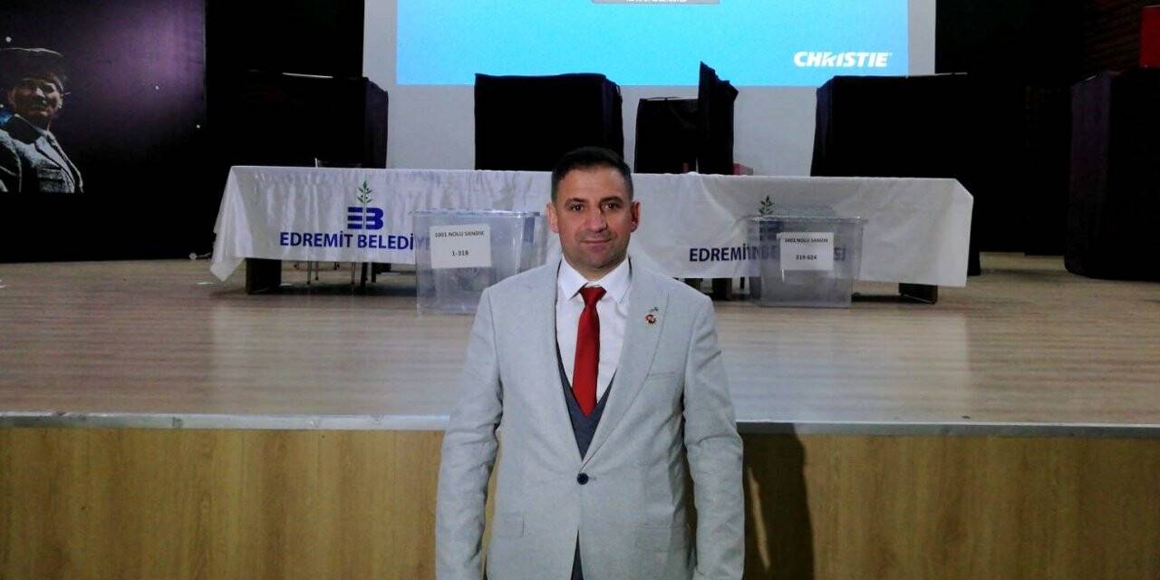 Edremit’te Terziler ve Tuhafiyeciler Odası’nda Yüksel Kaplan güven tazeledi.