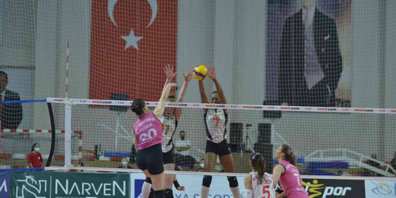 Sultanlar Ligi: Bolu Belediyespor: 1 - Vakıfbank: 3