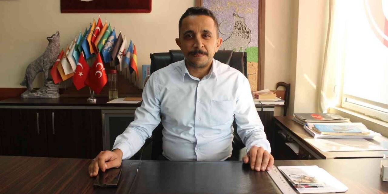 MHP’li Baskın: “Üç hilal, milli dirilişin sembolüdür”