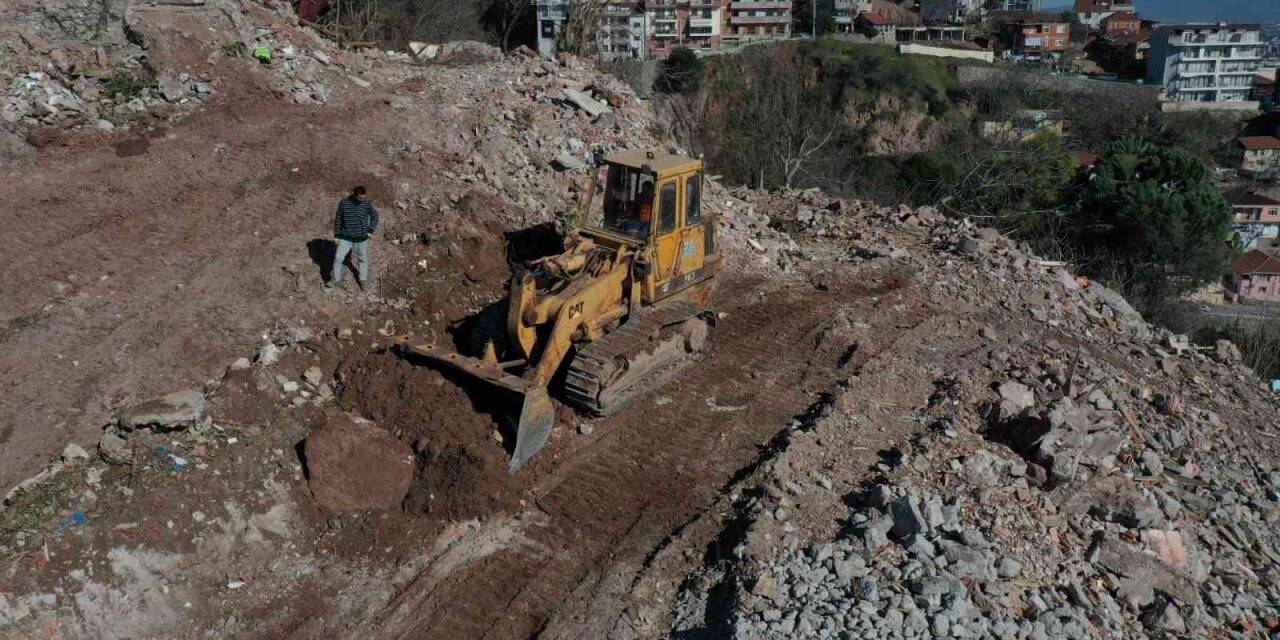 Cedit’te 421 bina yıkıldı