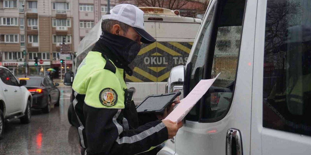 Okullar açıldı, denetimler sıklaştırıldı