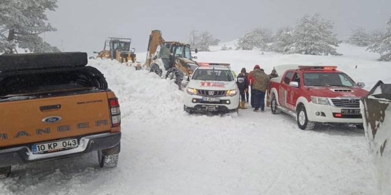 Kazdağları'nda mahsur kalanlar kurtarıldı