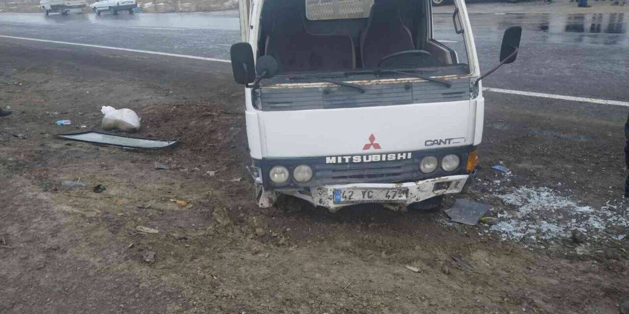 Konya’da kamyonet devrildi: 1 ölü, 3 yaralı