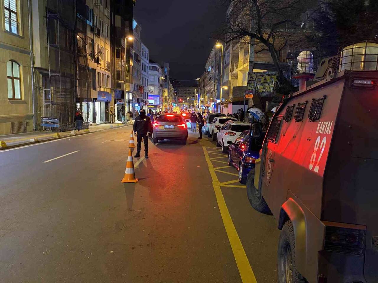Kadıköy’de helikopter destekli Yeditepe Huzur uygulaması