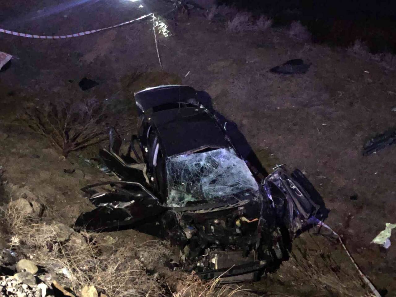 Elazığ’da şarampole uçan otomobil hurdaya döndü: 1 ölü, 3 yaralı