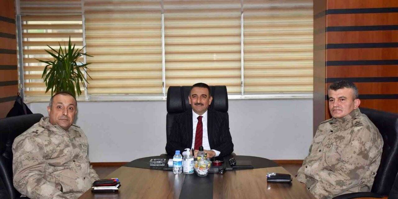 Şırnak Jandarma Bölge Komutanı Tekin Aktemur, Vali Hacıbektaşoğlu’nu ziyaret etti