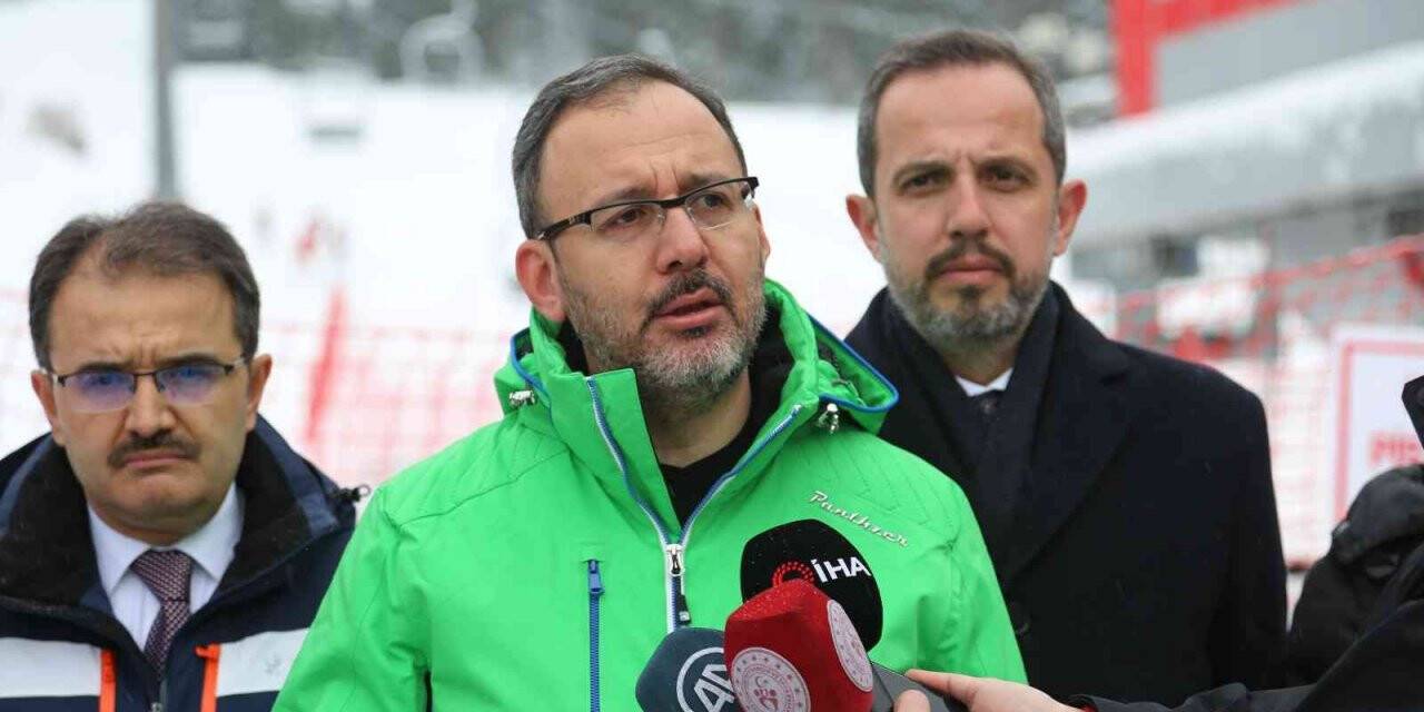 Bakan Kasapoğlu: "Daha büyük hedeflere sporcularımızla, millet olarak yürüyeceğiz"
