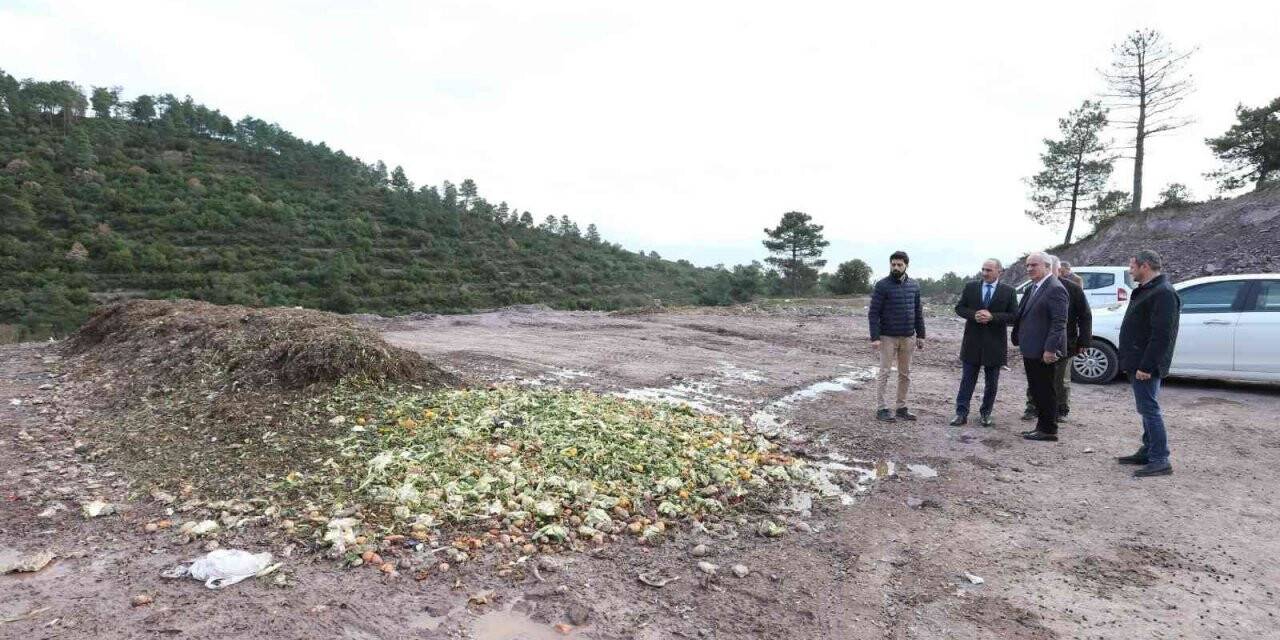 Derince’de atıklar komposta dönüşüyor