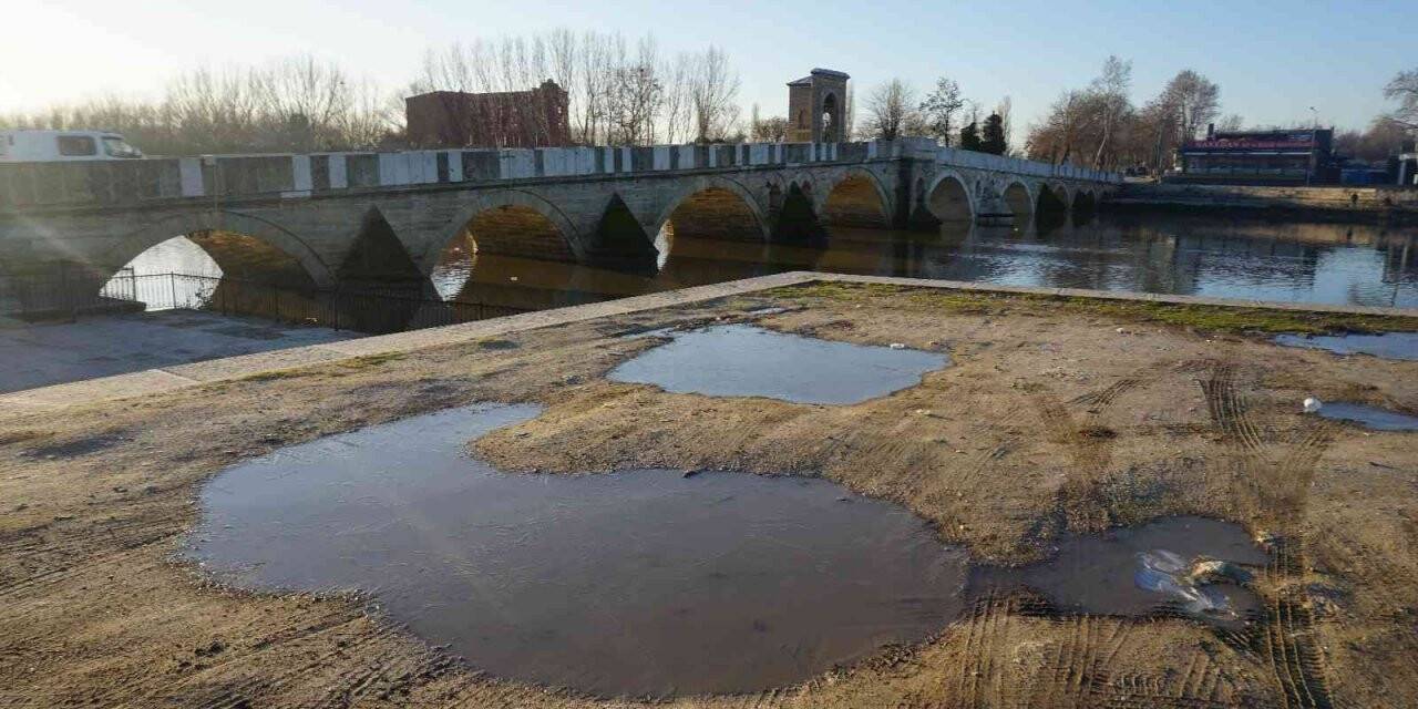 Edirne’de hayat buz tuttu