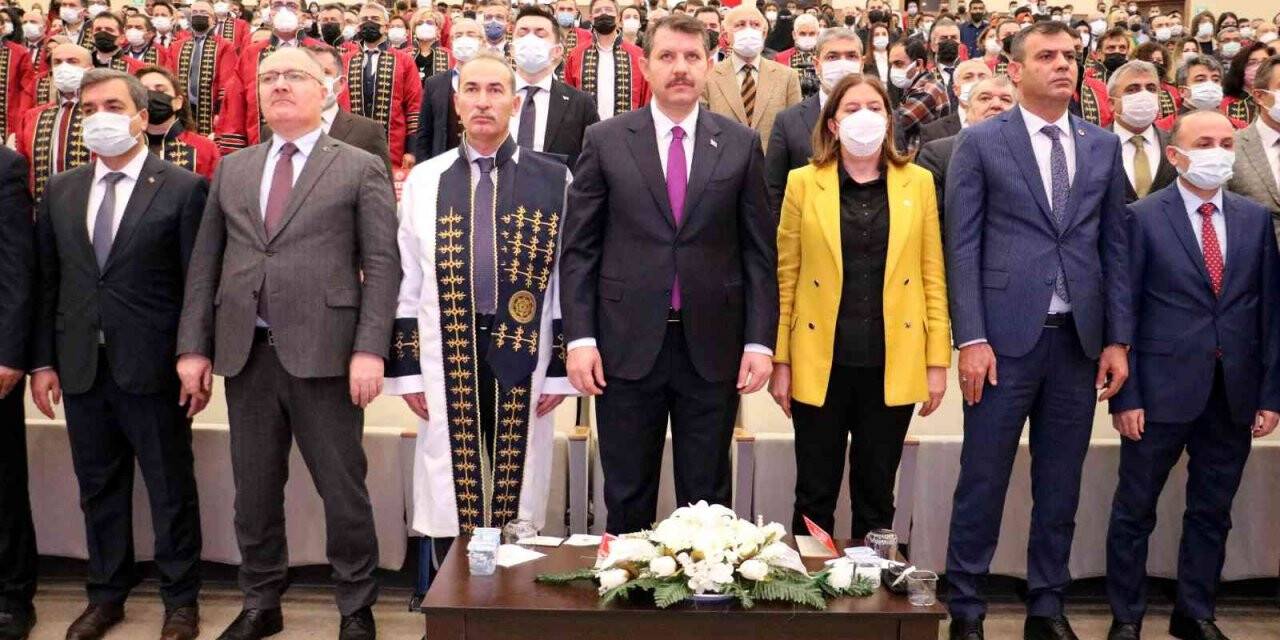 Cumhuriyet Üniversitesi 48 yaşında