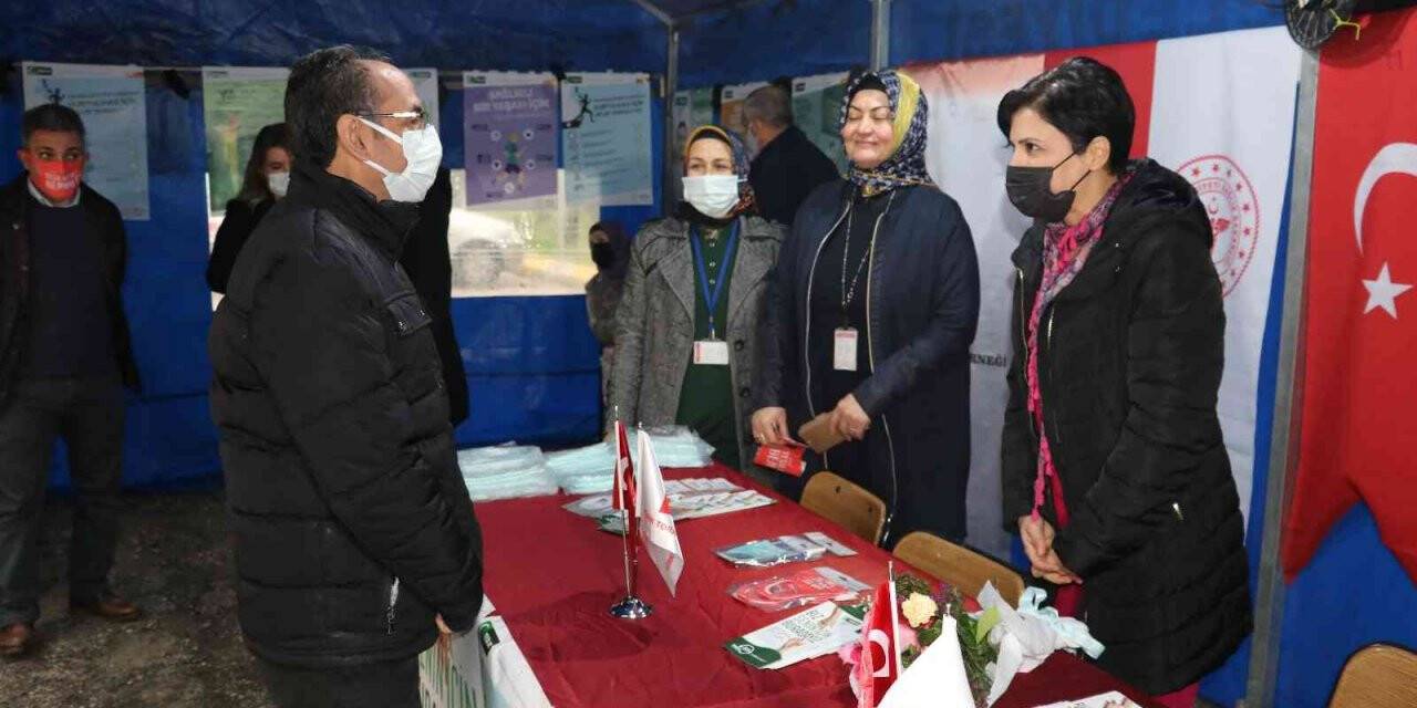 Adana’da "Sigarayı Bırakma Günü" etkinliği