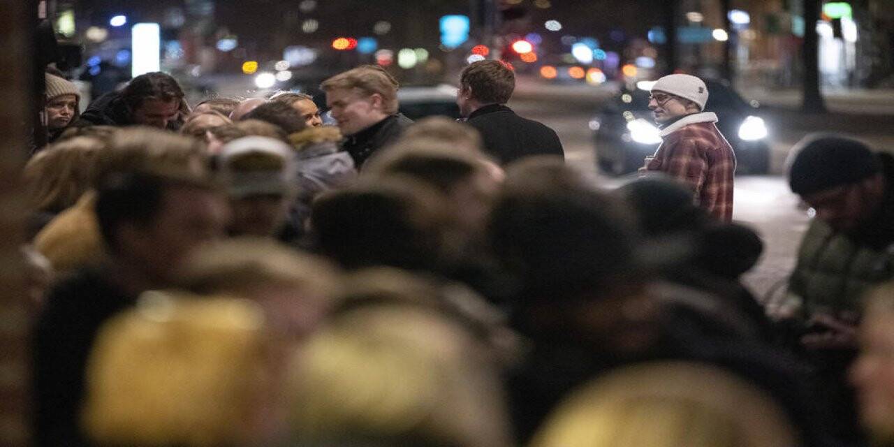 İsveç’te Covid-19 kısıtlamaları kaldırıldı