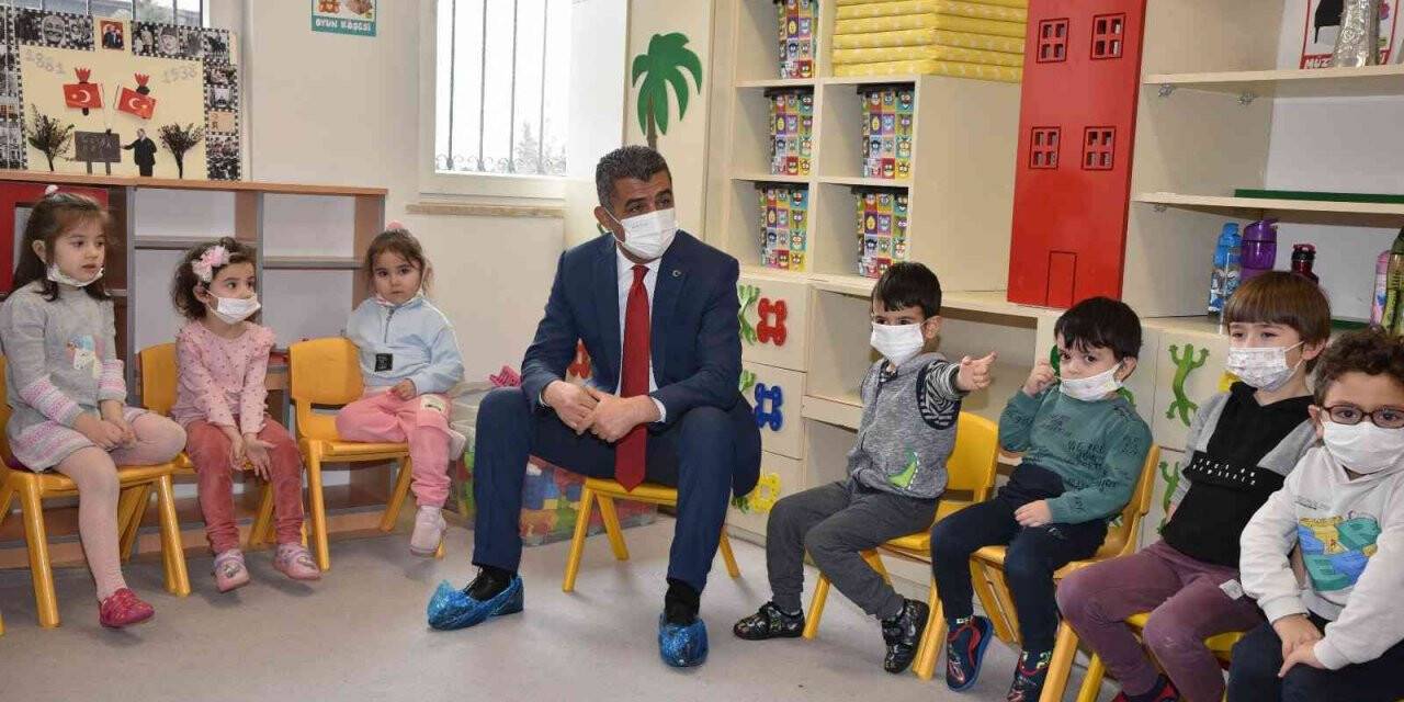 İkinci döneminin ilk günlerinde okullar ziyaret ediliyor