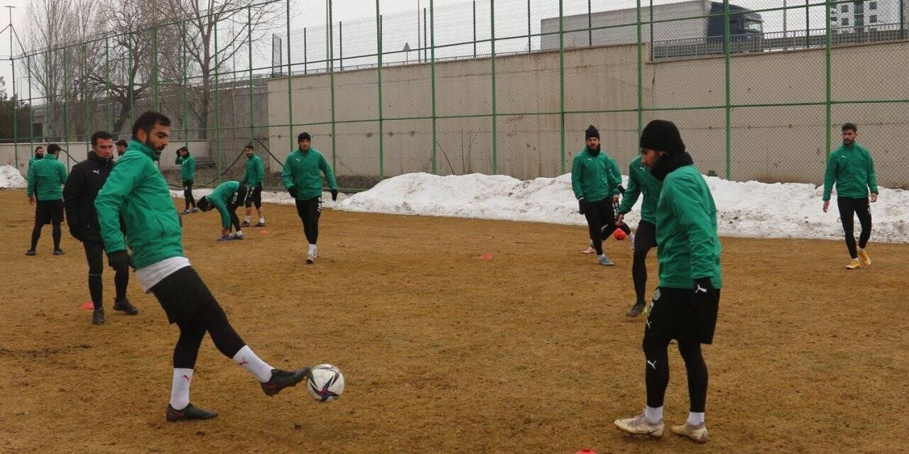 Sivas Belediyespor’da Sarıyer mesaisi