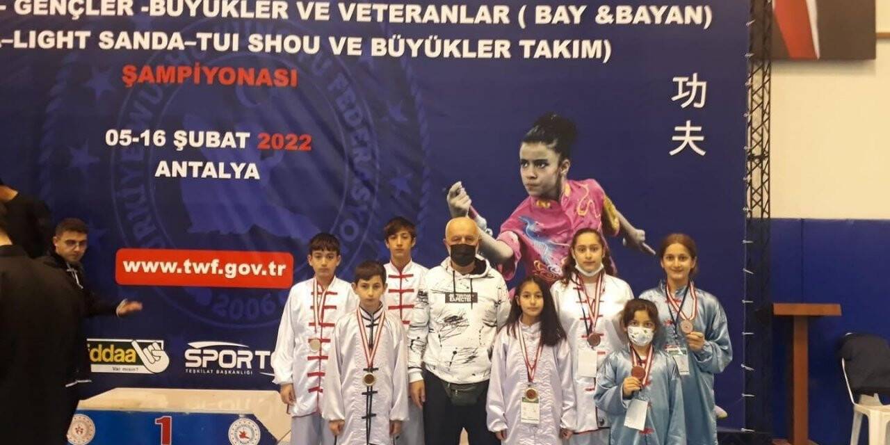 Malatyalı Wushu Kung Fu sporcuları 45 madalya ile dönüyor