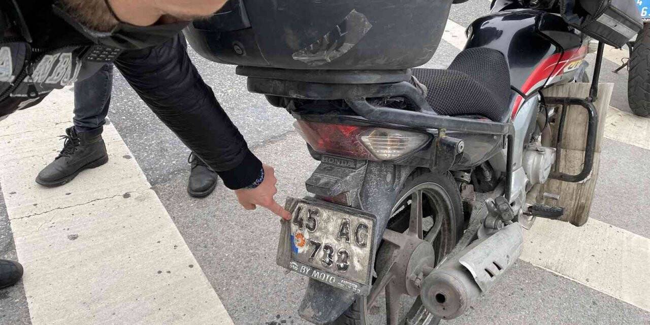 Plakalarını gizleyen 4 motosikletliye 3 bin TL ceza
