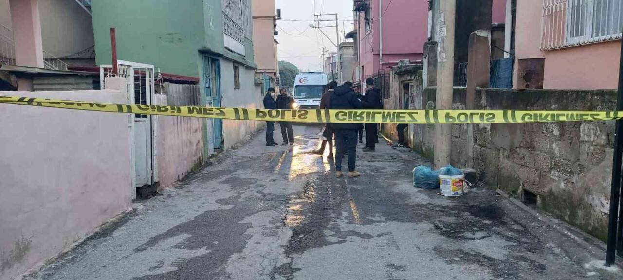 Tarsus’ta evde çıkan yangında yaşlı adam öldü