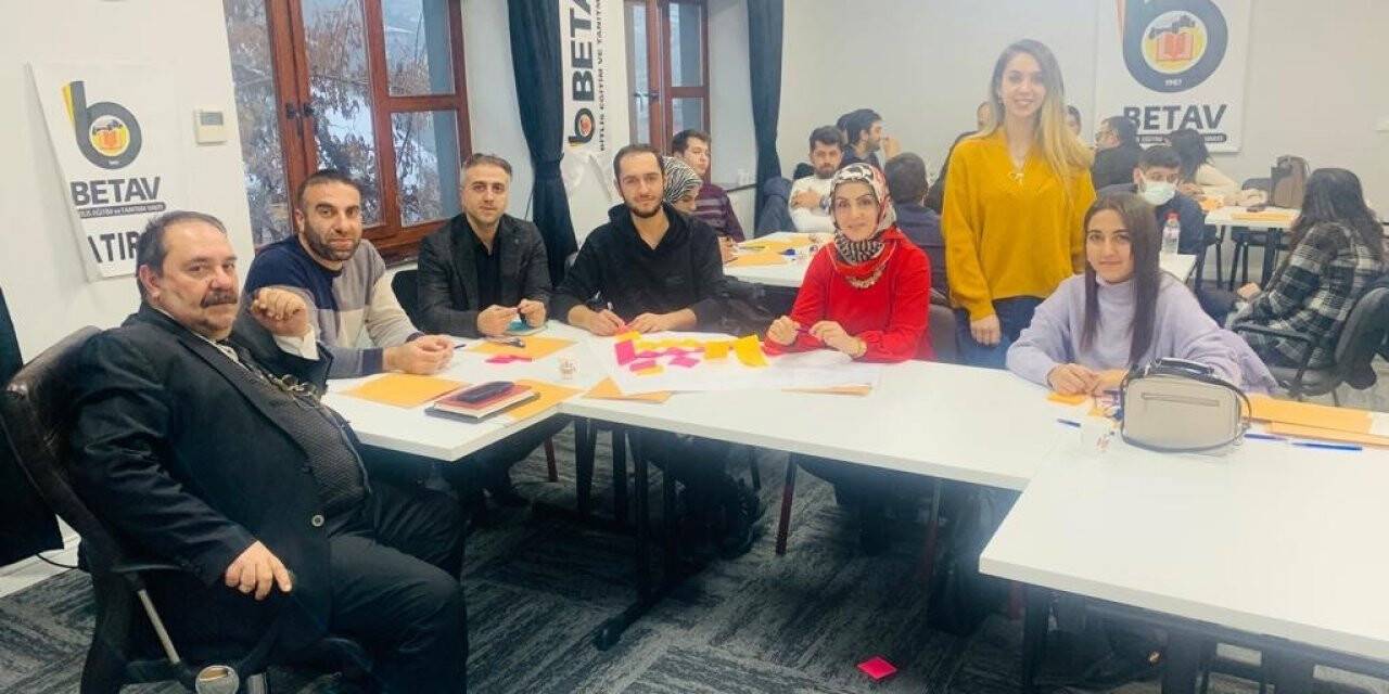 Bitlis’te proje hazırlama ve uygulama eğitimi