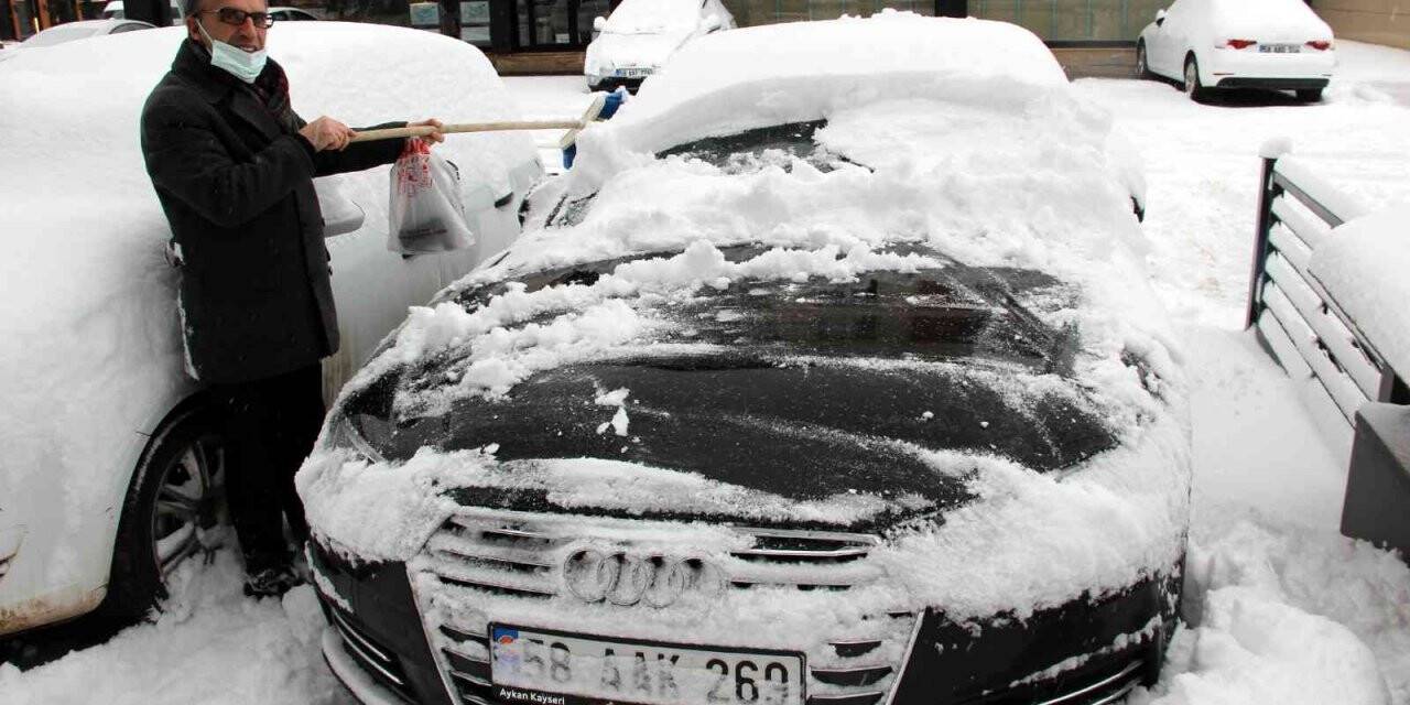 Sivas’ta 731 köy yolu araç ulaşımına kapandı