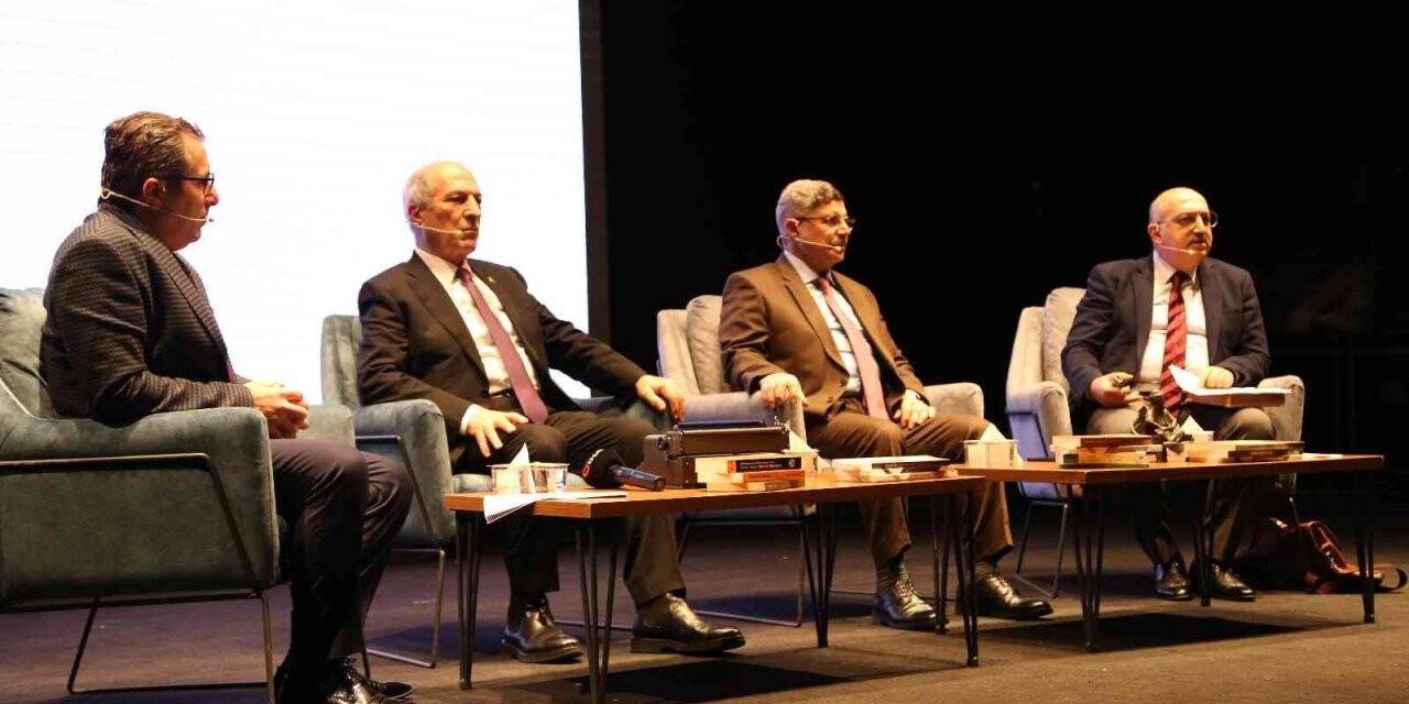 Türkiye Gazetesi Başyazarı Yılmaz Öztuna vefatının 10. yılında anıldı