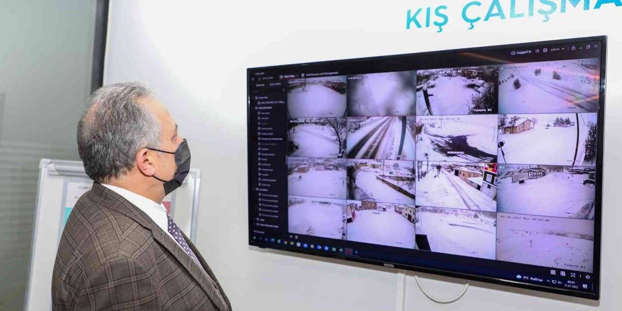 Talas’ta kar temizleme çalışmaları sürüyor