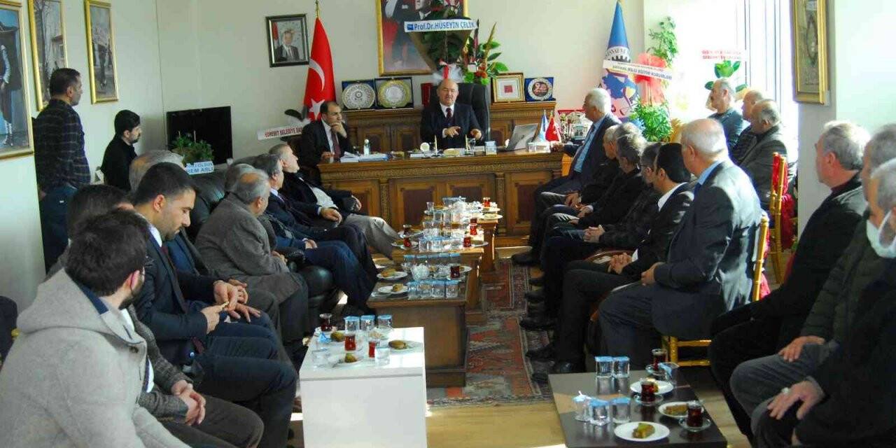Prof. Dr. Hüseyin Çelik’ten VANESOB’a ziyaret
