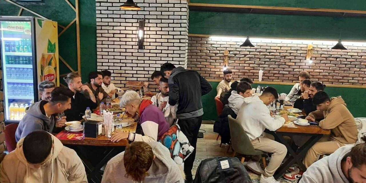 Diyarbekirspor kadroyu gençleştirdi