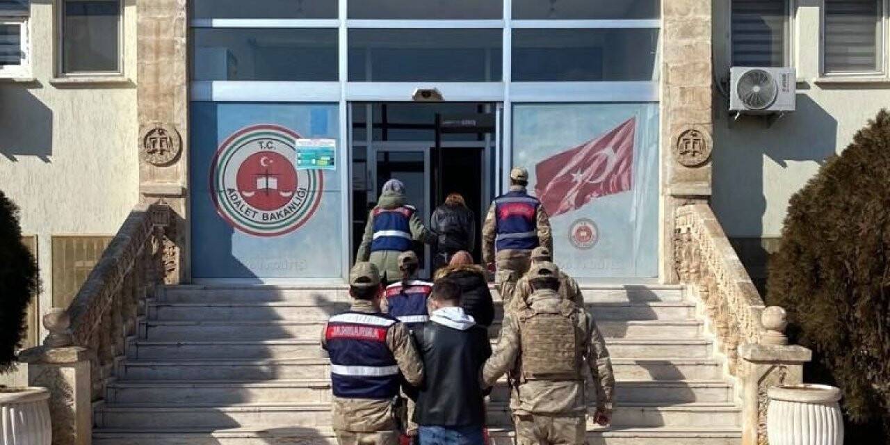 Mardin’de ekmek arası uyuşturucu: 4 kilo 580 gram esrar ele geçirildi