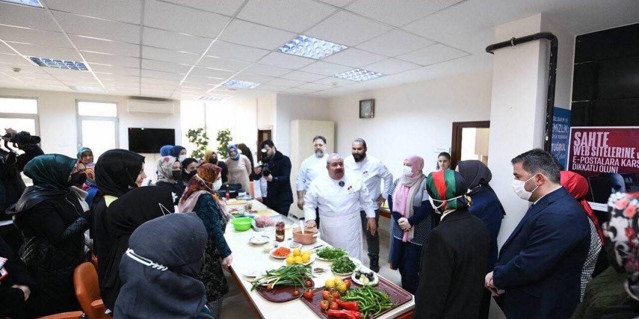 AK Partili Çam’dan Pursaklar Belediyesi Hanım Evleri’ne ziyaret