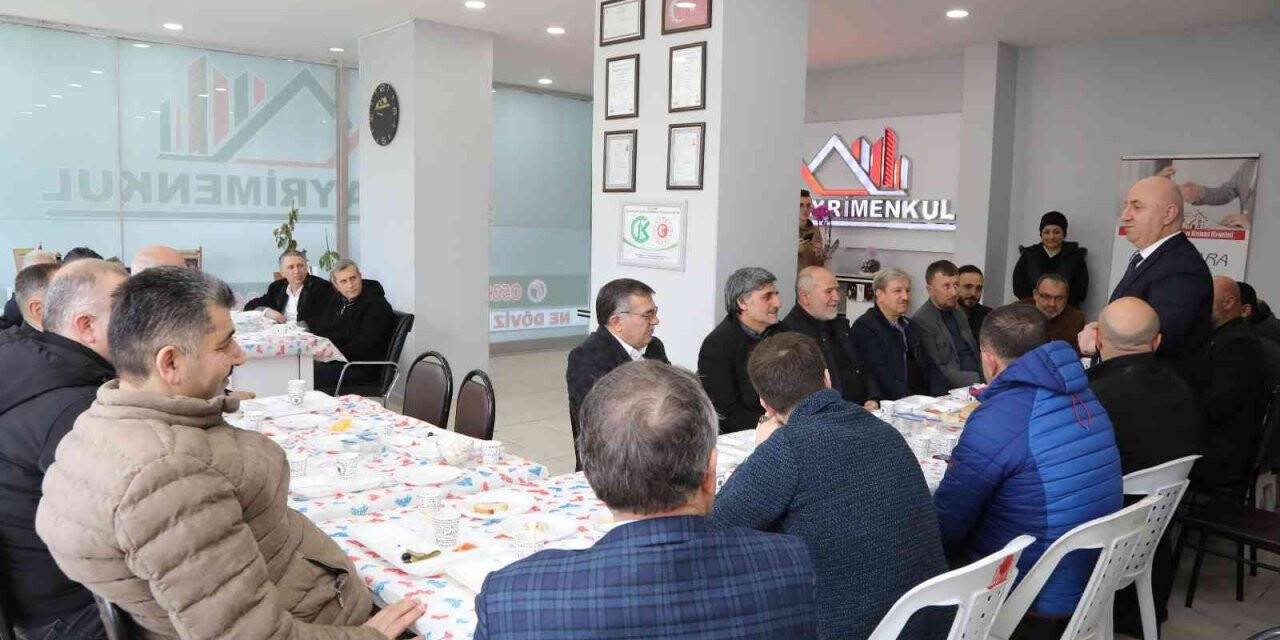 Başkan Bıyık, esnafın taleplerini dinledi