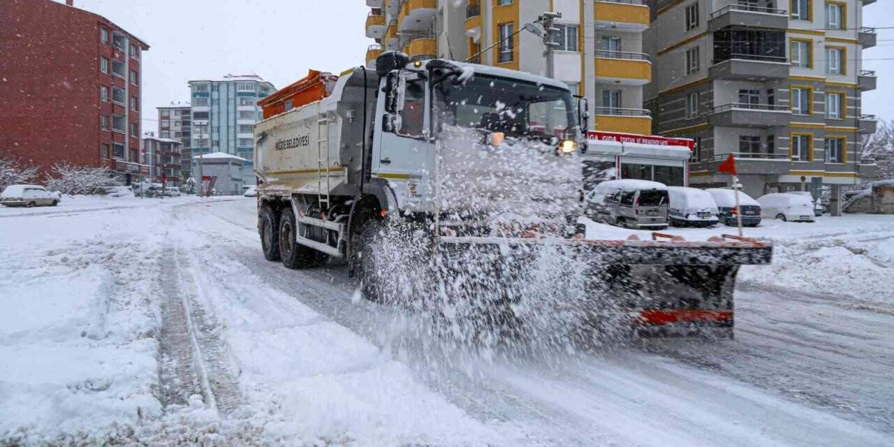 Niğde Belediyesi kar ekipleri teyakkuzda