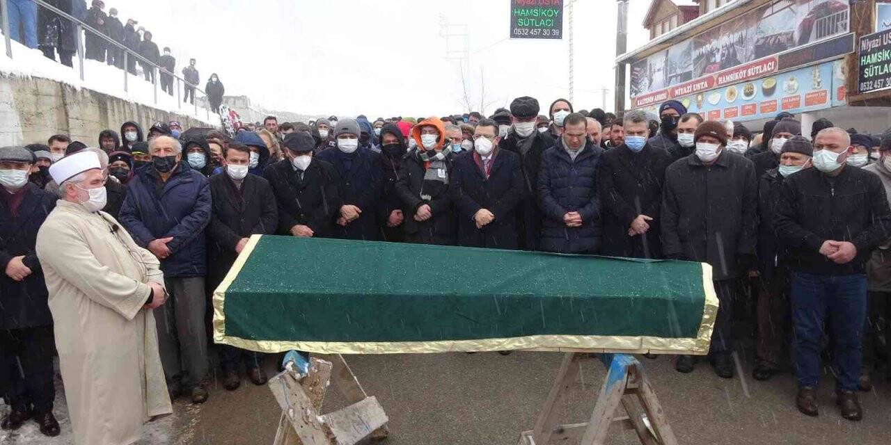 Karadeniz’in sevilen sanatçısı Sait Uçar son yolculuğuna uğurlandı