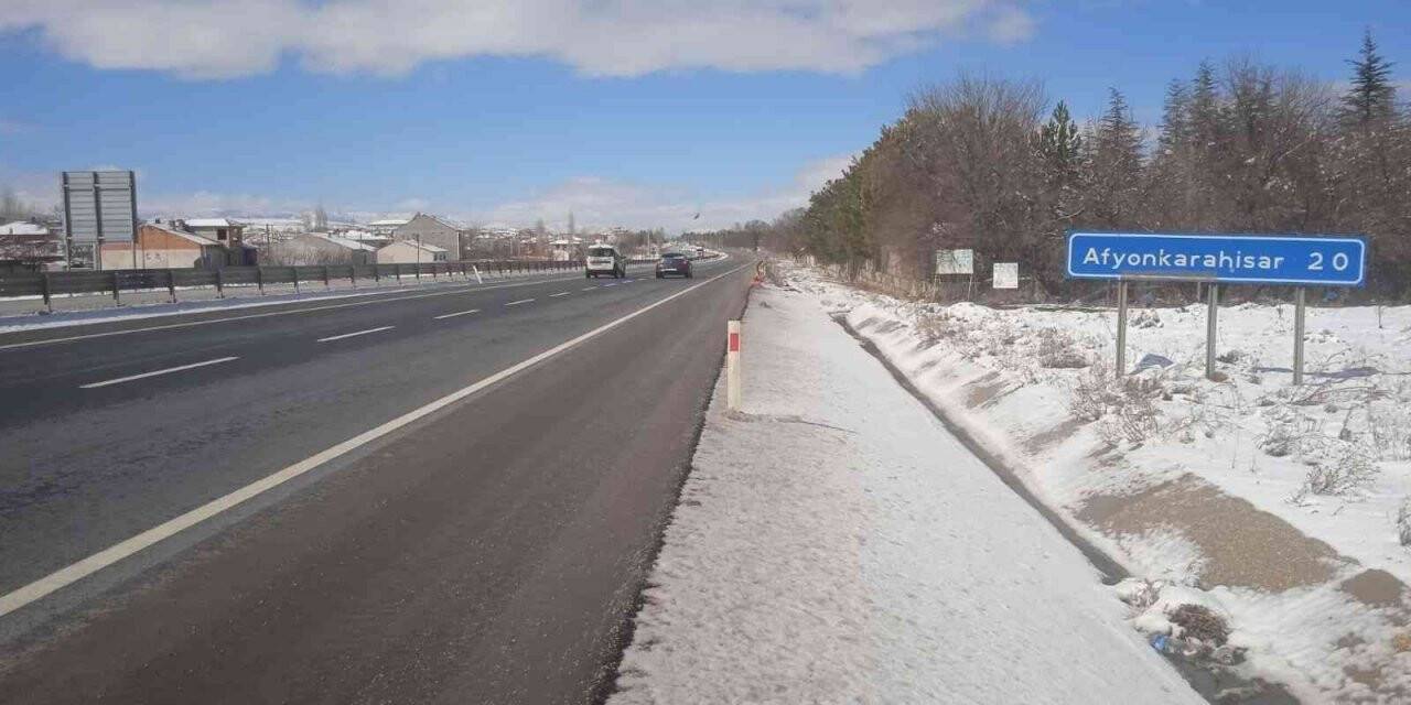 Afyonkarahisar-Konya karayolunda trafik normal seyrine döndü