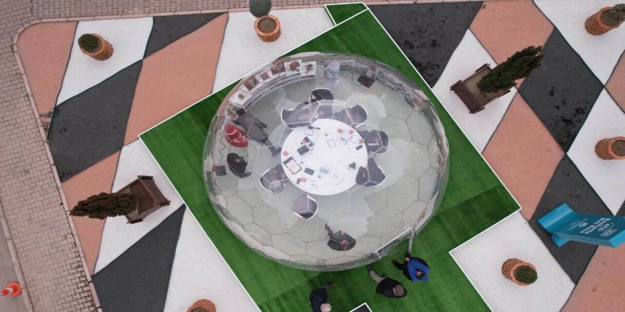 Başkan Yalçın ’Şeffaf Oda’da bin kişiyle görüştü