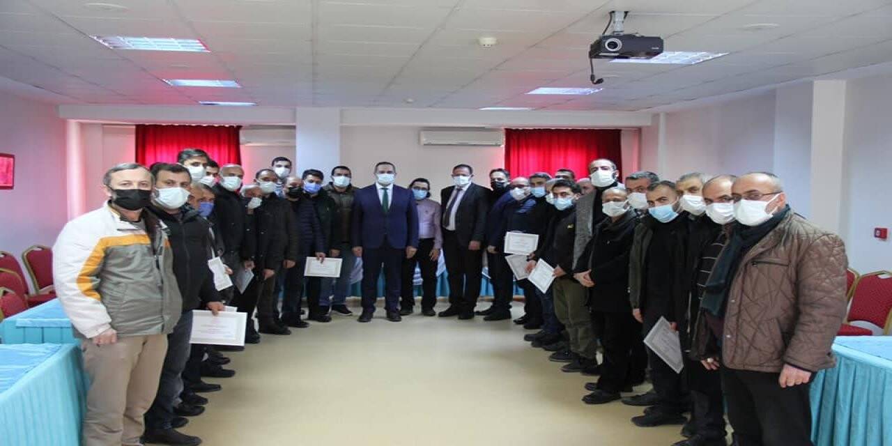 Pandemi sürecinde dış kurumlardan görevlendirilen personele başarı belgesi verildi