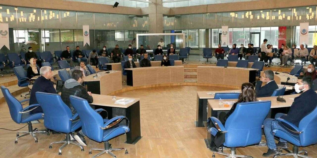 Yenişehir Belediyesi’nden personele teknoloji ve madde bağımlılığı semineri