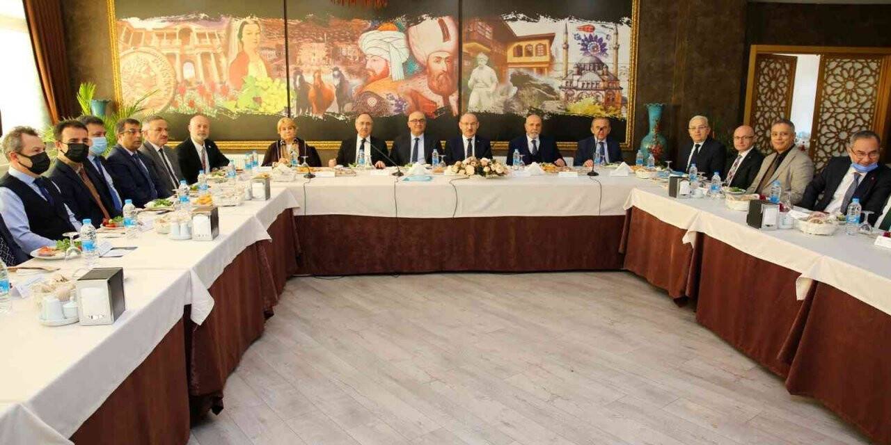 Manisa CBÜ Yükseköğrenim Vakfı Olağan Genel Kurulu yapıldı