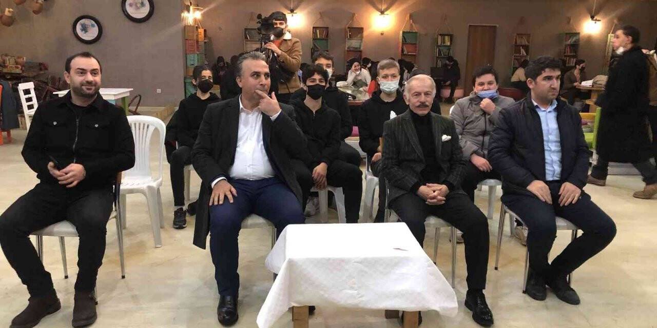 Barış Manço ölümünün 23. yıl dönümünde Bayrampaşa’da anıldı