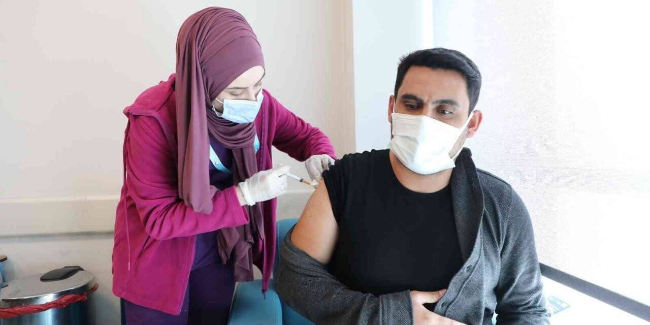 Yerli aşı Turkovac Ağrı’da uygulanmaya başlandı