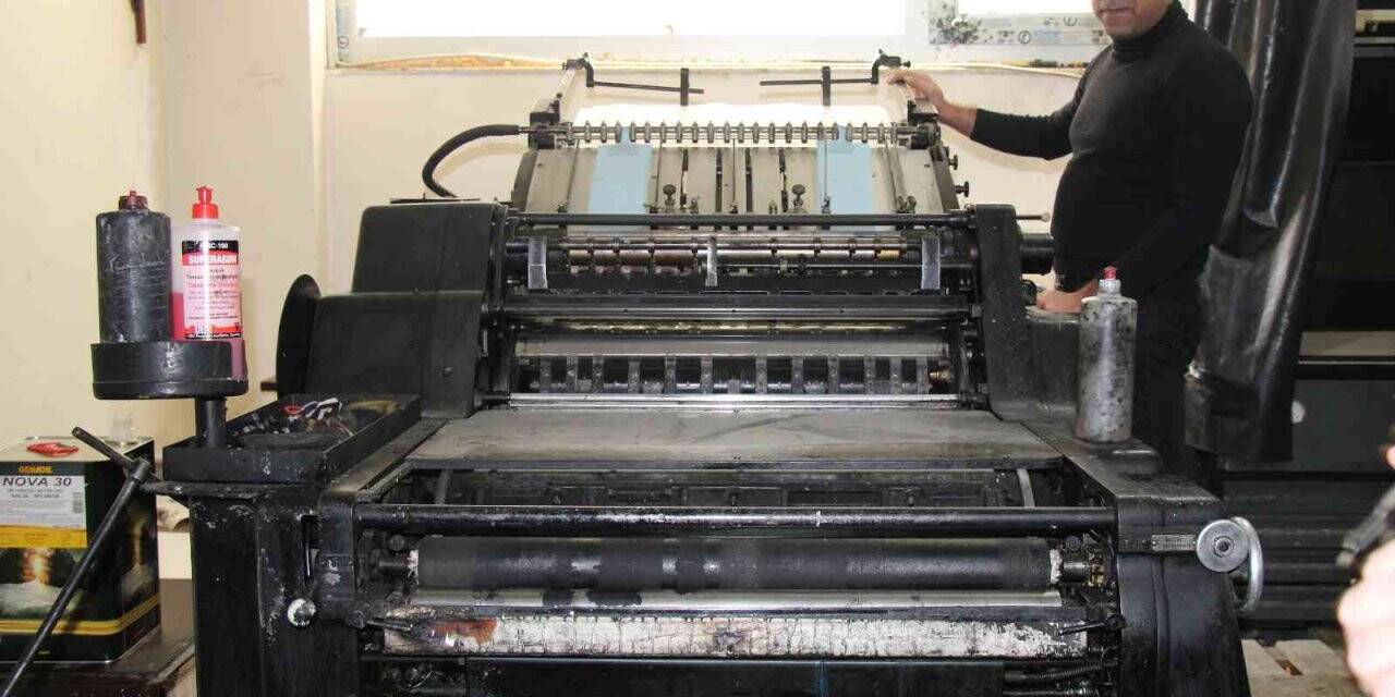 Yazılı basın, nostalji olmamak için sanal medyaya direniyor