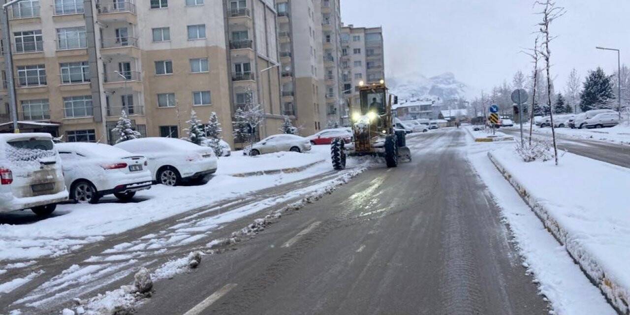 Van’da karla mücadele çalışması