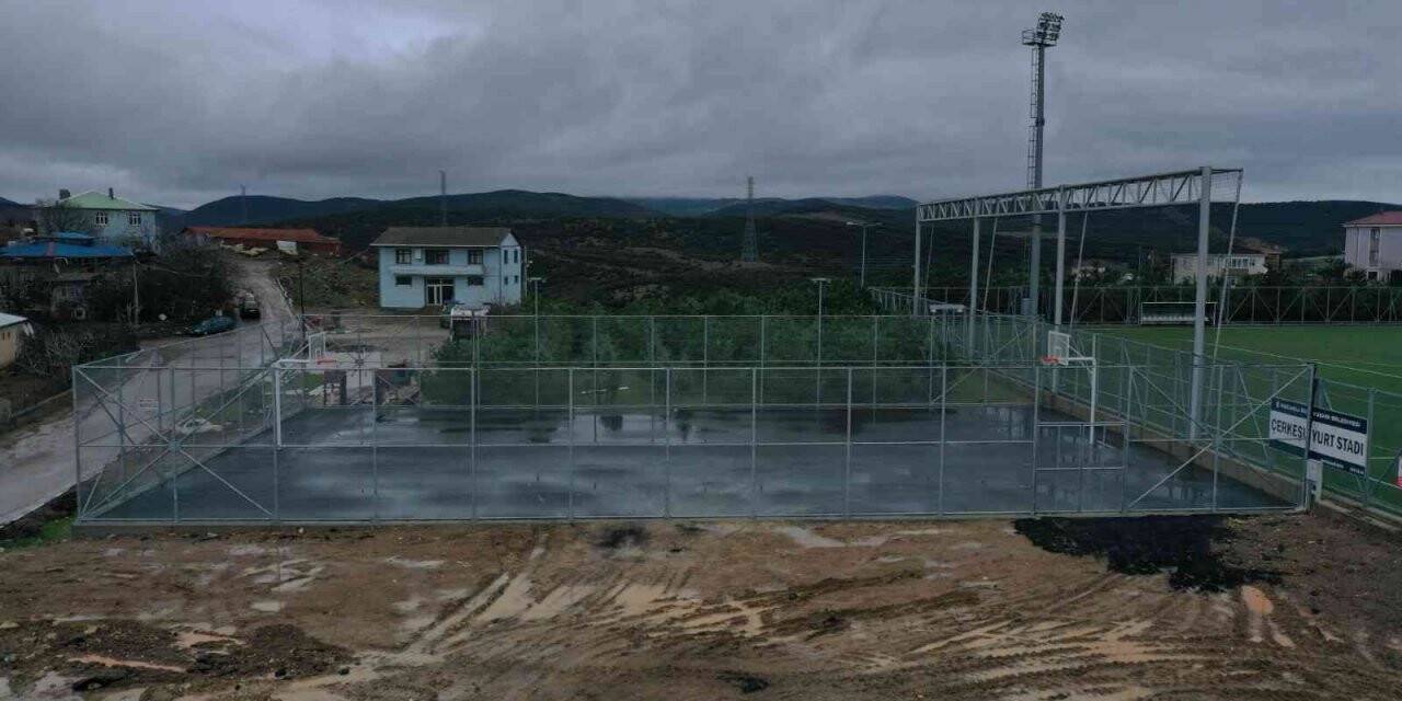 Çerkeşli’ye modern basketbol sahası