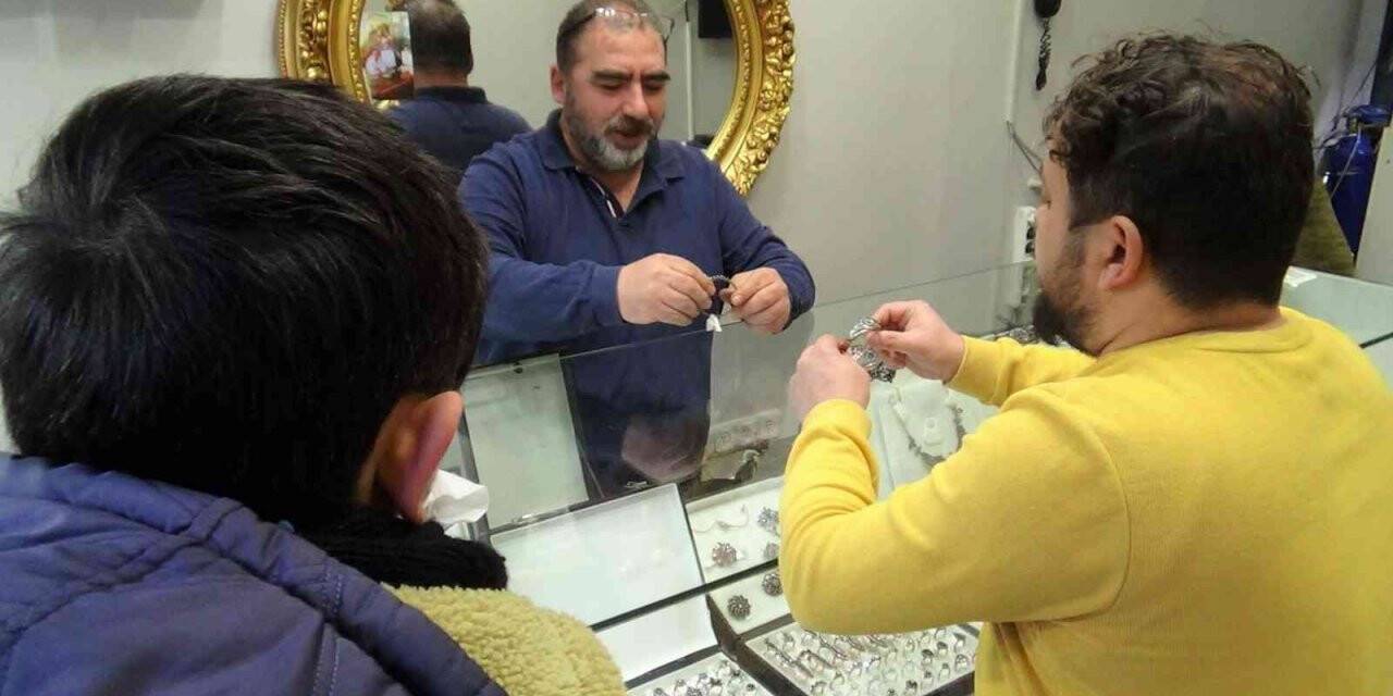 Osmanlı mücevherlerine ilgi