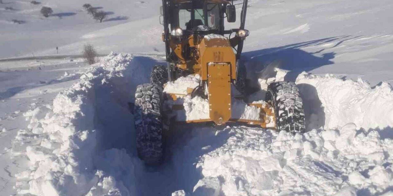 Büyükşehir 95 kırsal mahalle yolunu ulaşıma açtı