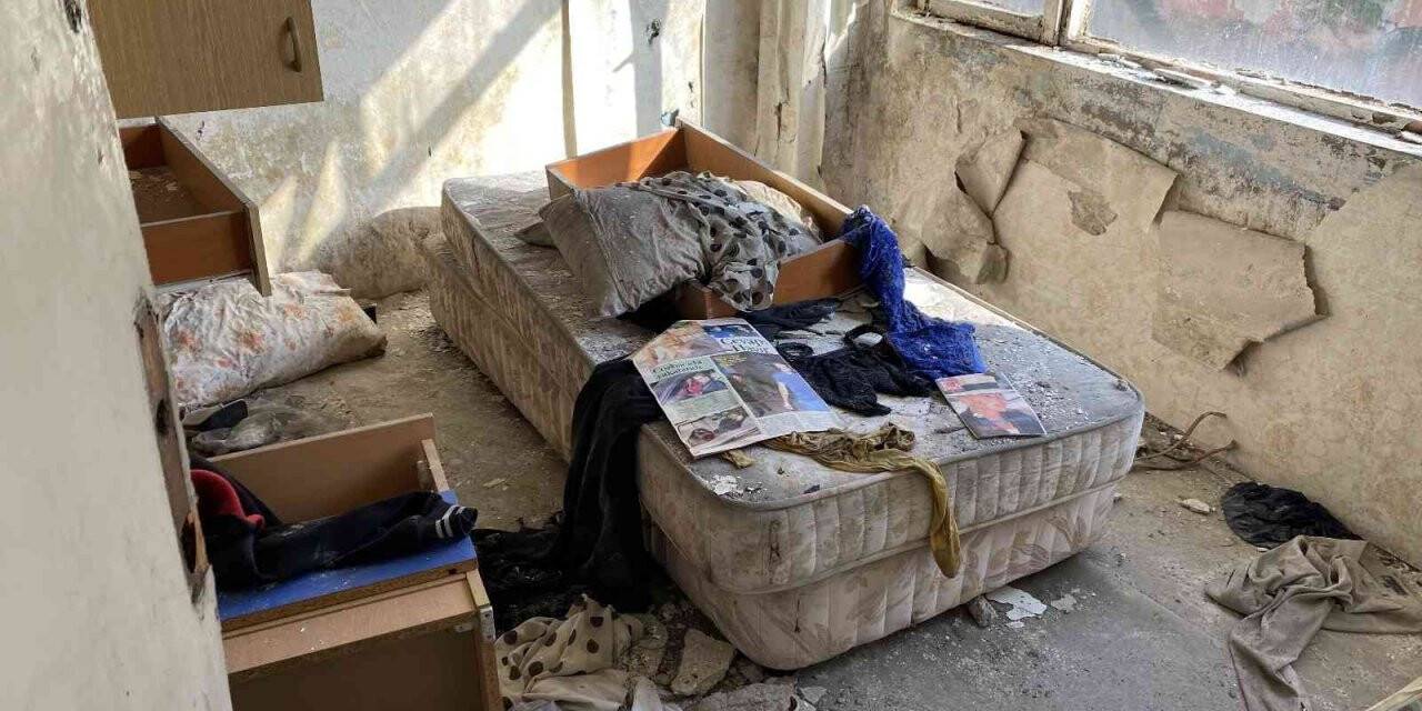 Beyoğlu Zürafa Sokak’ta yıkım çalışmalarına başlandı