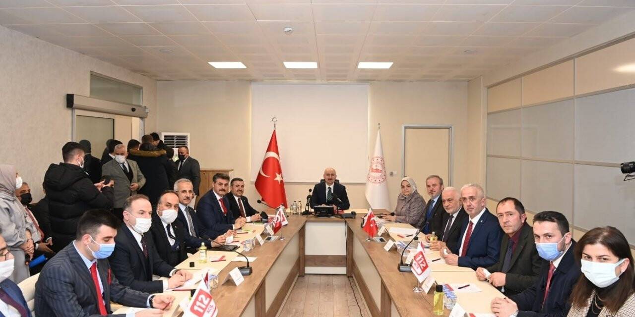 Bakan Karaismailoğlu, Düzce’de İl Koordinasyon Toplantısına katıldı