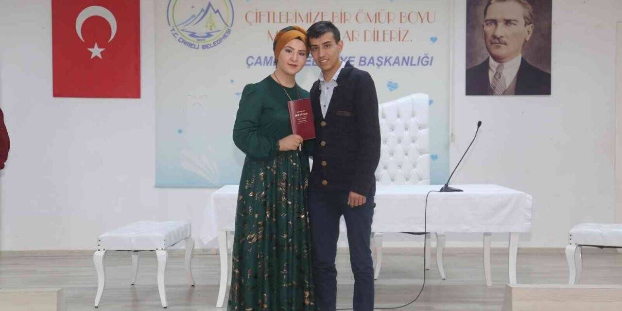 Çameli ilçesinde 2022 yılının ilk nikahı kıyıldı